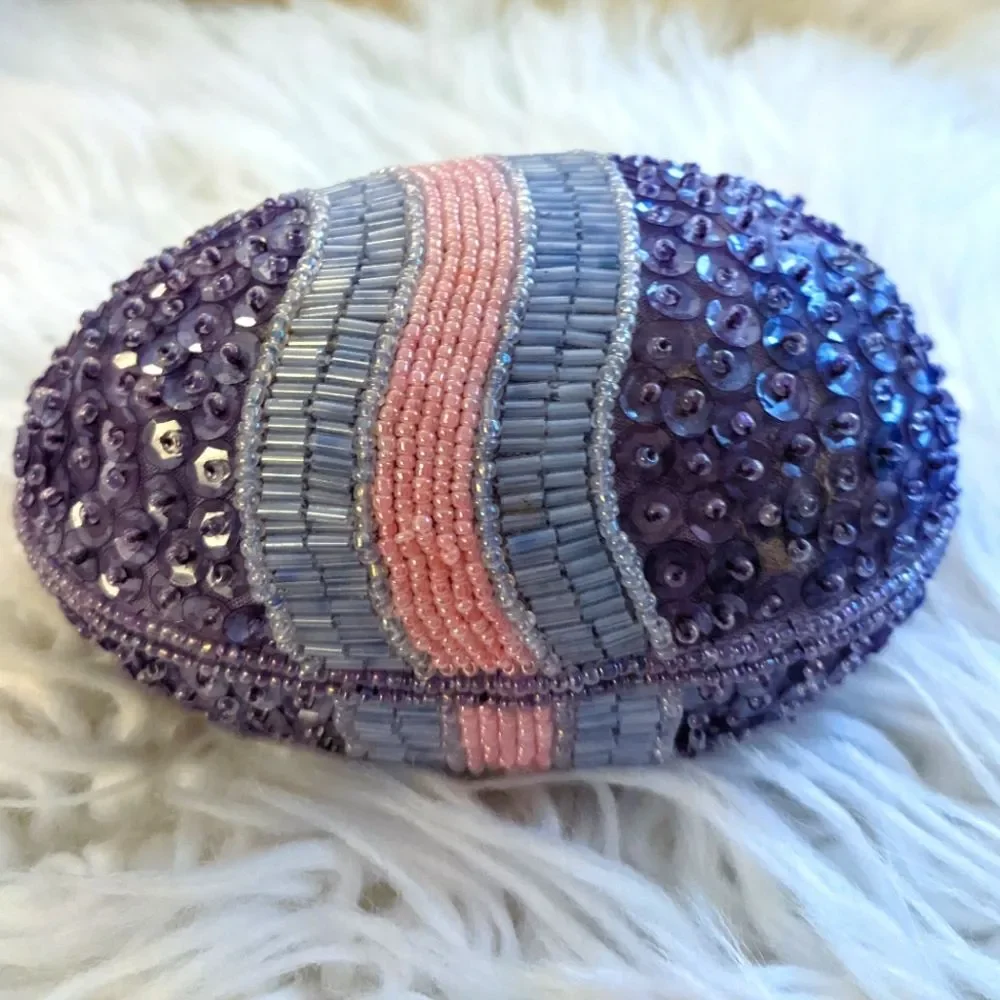 GAC RARE DECORATIVE EASTER EGG FILLABLE TRINKET / GIFT BOX WITH BEADS & SEQUINS